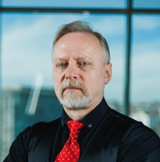 Dr. Thomas Müller